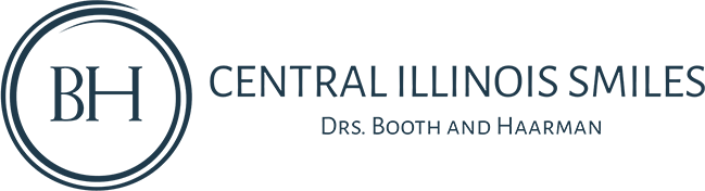 Central Illinois Smiles logo
