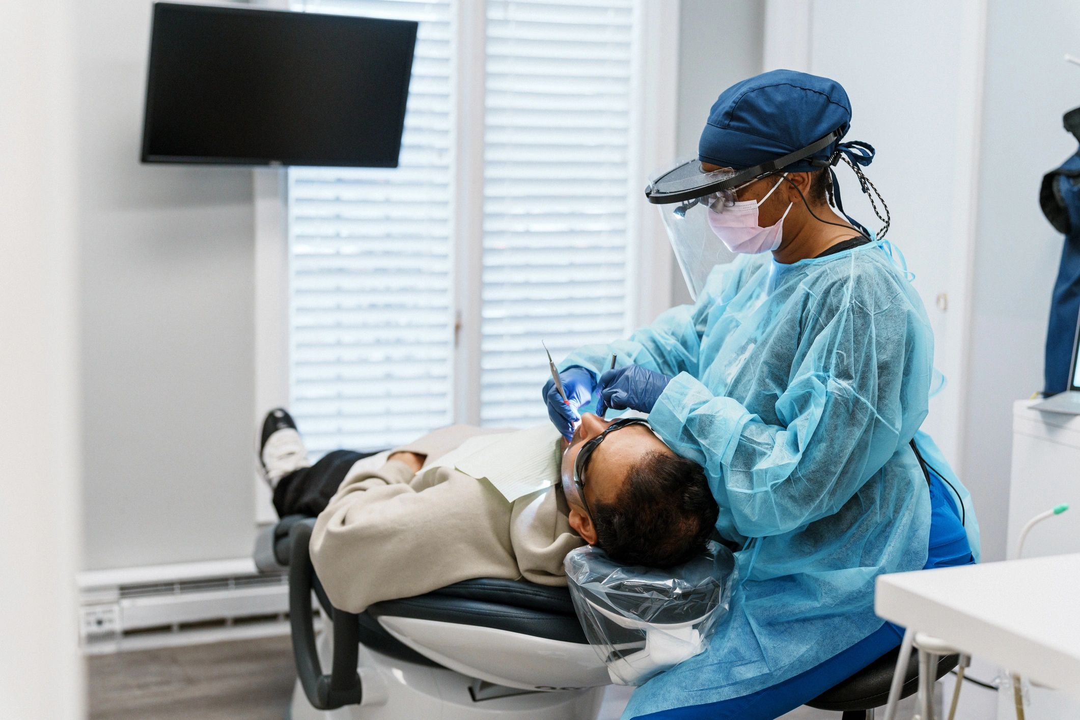 Sunshine urgent dental care llc image